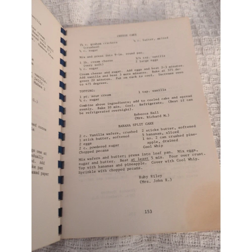 1976‎ Cooking with the Concert Crowd Norfolk Symphony Virginia Recipe Cookbook